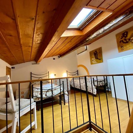 Cozy 4Th And Top Floor Apartment Florenţa Exterior foto